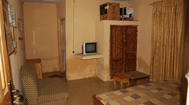 Samphe Guest House, Ikere Ekiti