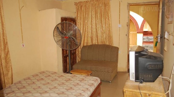Samphe Guest House, Ikere Ekiti