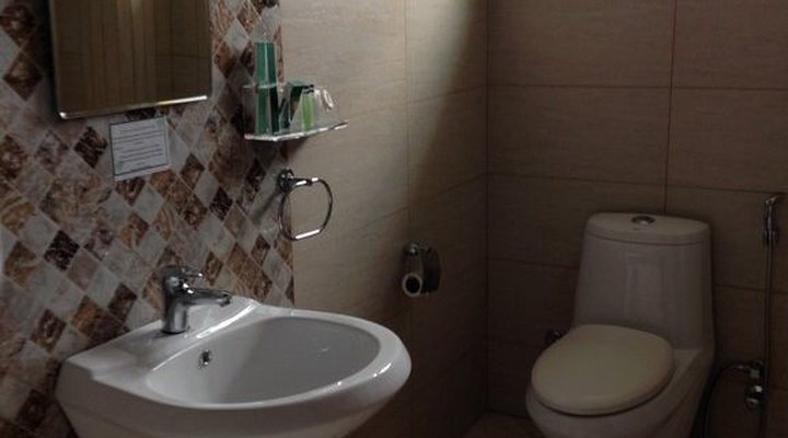 Zola International Hotel