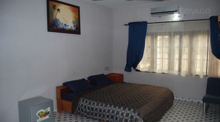 Collington Furnished Chalet