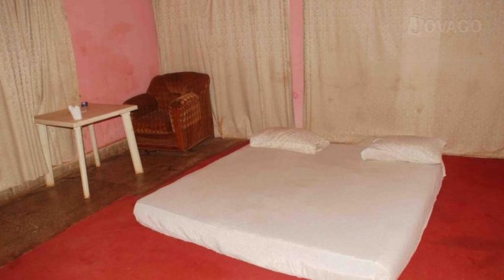 Dglitz Hotel