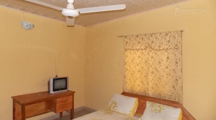 Confidence Guest Inn