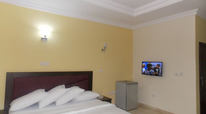 Eliata Suites