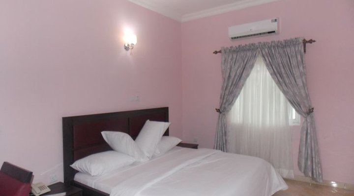 Eliata Suites