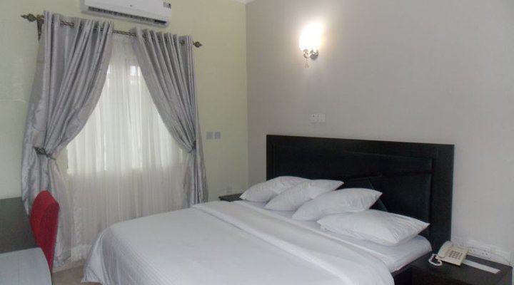 Eliata Suites