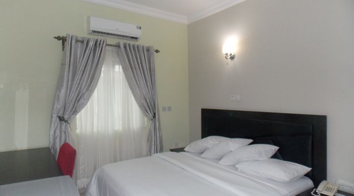 Eliata Suites