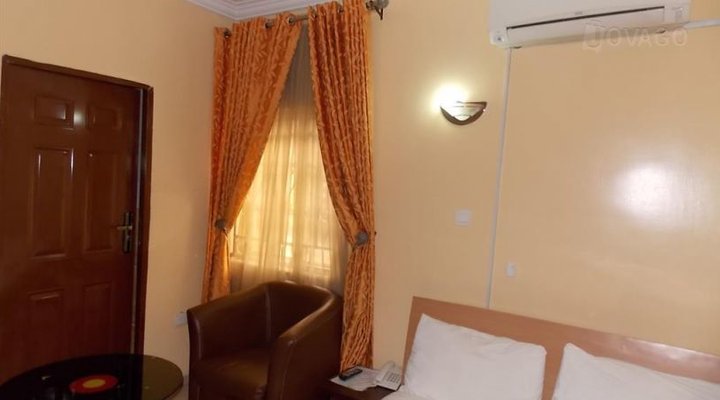 House 18th Apartment