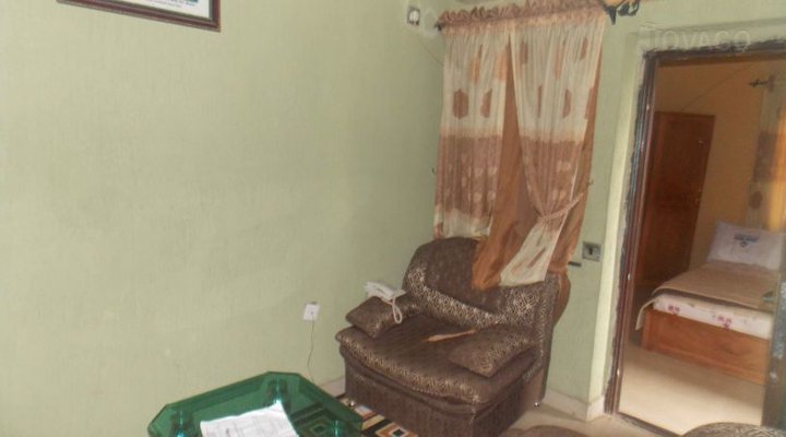 Jambed Hotel and Suites