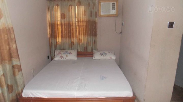Jambed Hotel and Suites