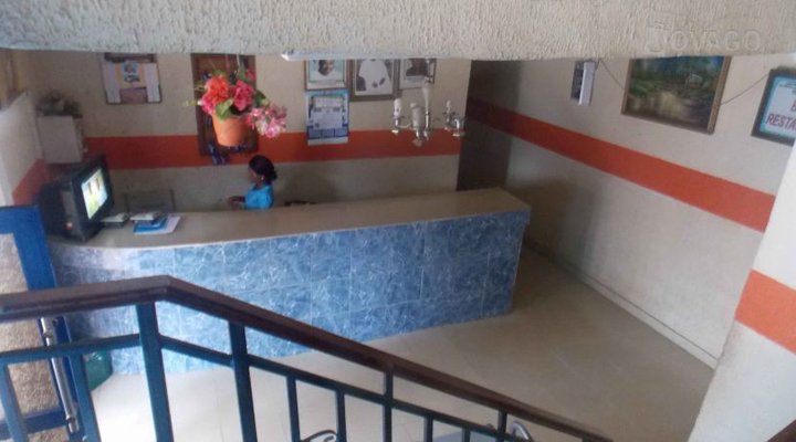 Jambed Hotel and Suites