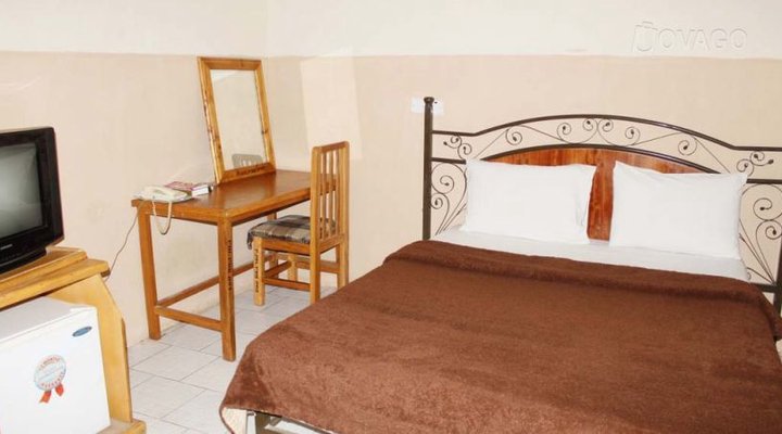 Fajumali Guest House