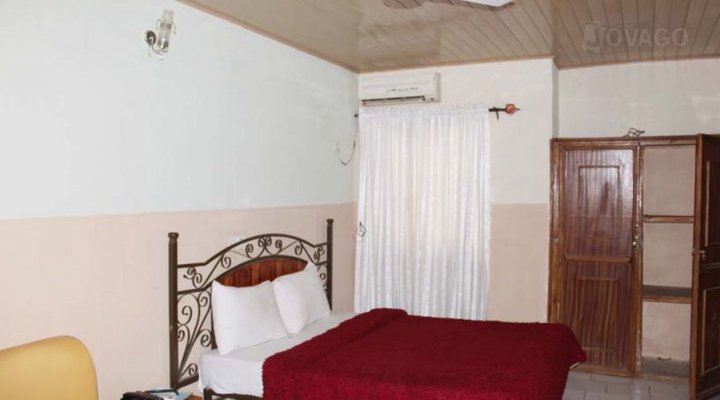 Fajumali Guest House