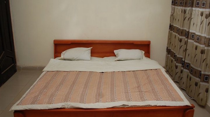 Samgrace Royal Guest Inn