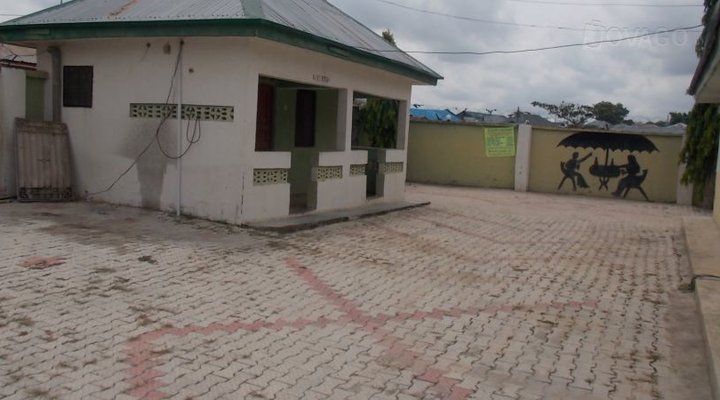 City Royal Hotel