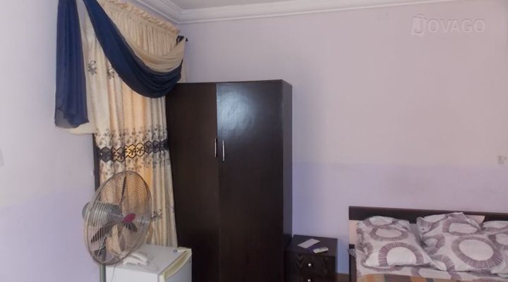 Igbene Hotel and Garden
