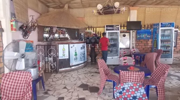 Igbene Hotel and Garden