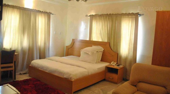 Fransimo Lake Hotel and Resort