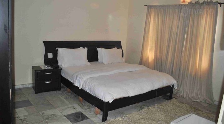 Fransimo Lake Hotel and Resort