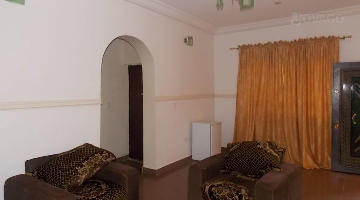 Jojo Hotels and Parks, Ado