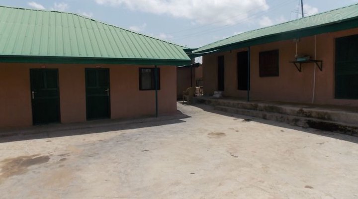 New Pikollo Guest House