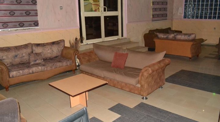 Airport Valley Resort