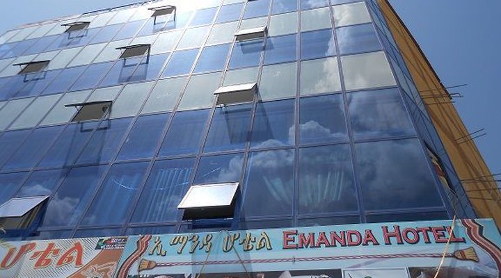 Emanda Hotel