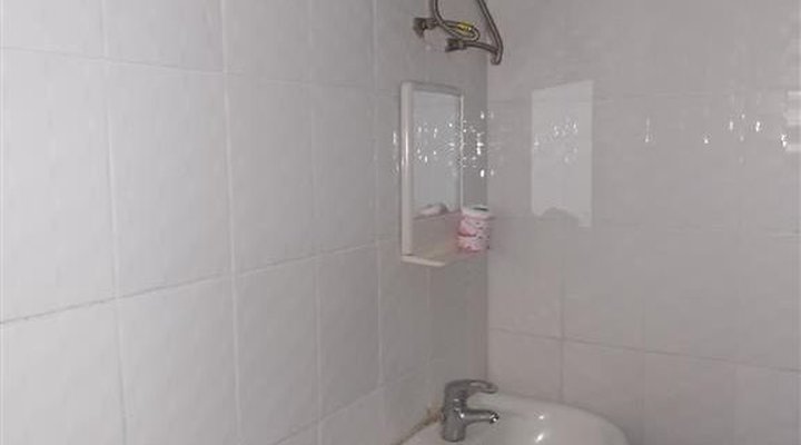 Amazak Hotel And Suite