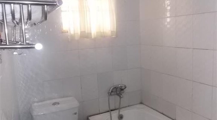 Amazak Hotel And Suite