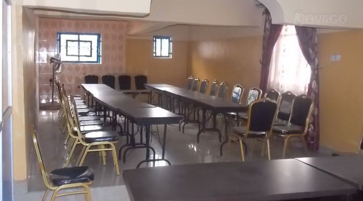 Halifat Sunnah Hotel and Suites