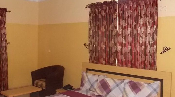 Halifat Sunnah Hotel and Suites