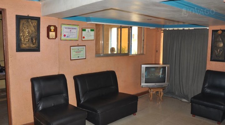 Ladio Hotel and Suites