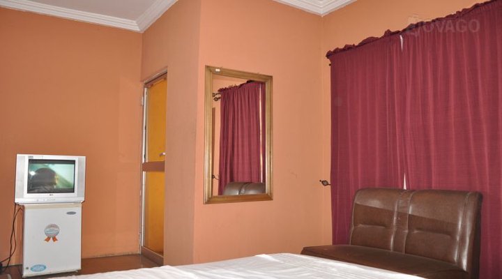 Ladio Hotel and Suites