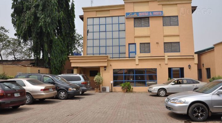 Ladio Hotel and Suites