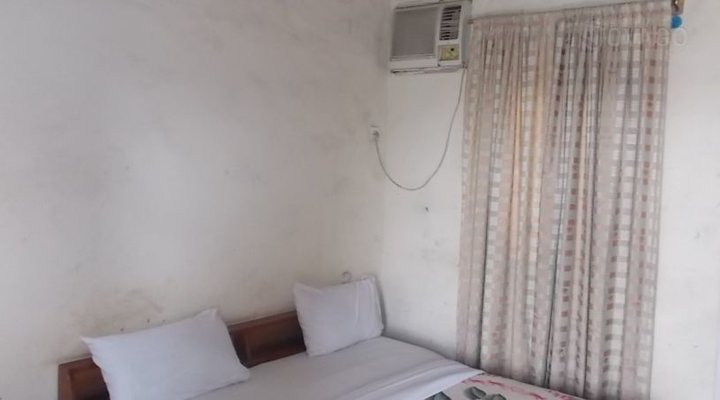 Crest Guest House (Mararaba)