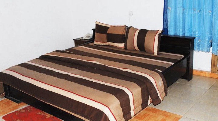 Castle View Suites