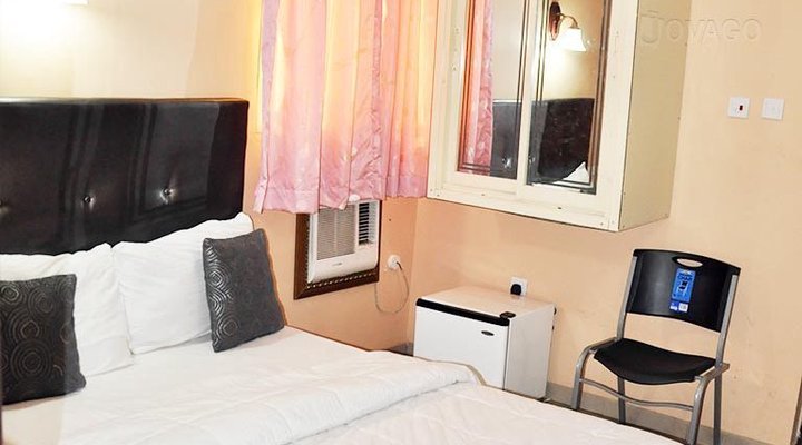 House U Hotel
