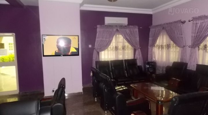 Pakas Hotel and Suites Ltd