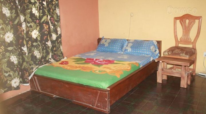 Aderemi Guest Garden