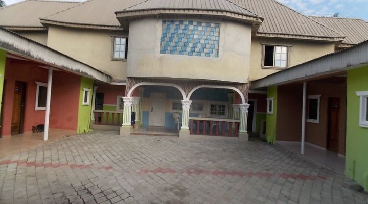 Diplomatic Form Hotel