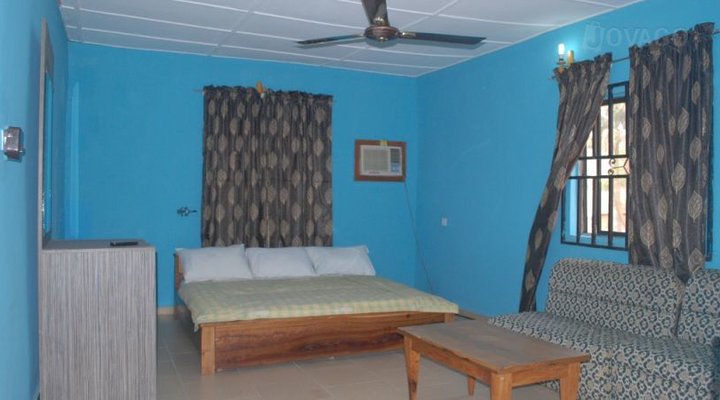 Olu Royal Hotel Limited