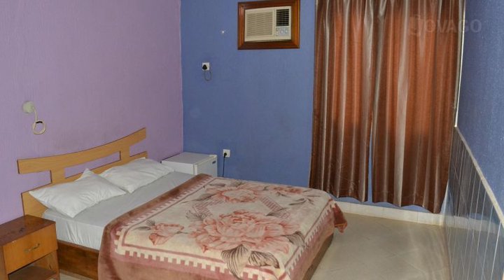 Grenpo Hotels And Suites
