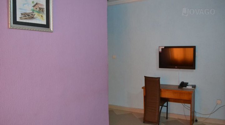 Grenpo Hotels And Suites