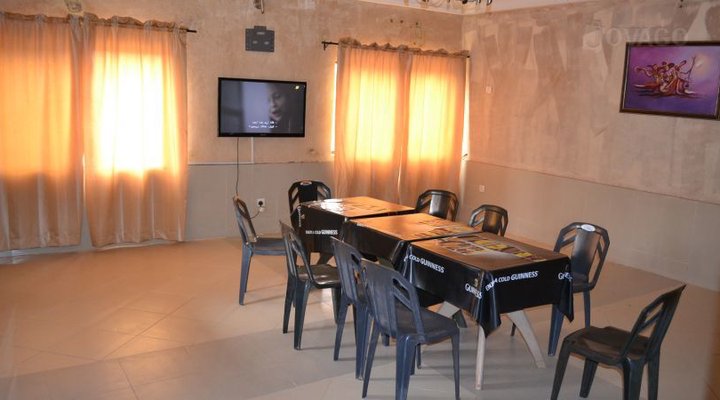 Grenpo Hotels And Suites