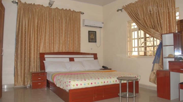 House Of His Glory Suites