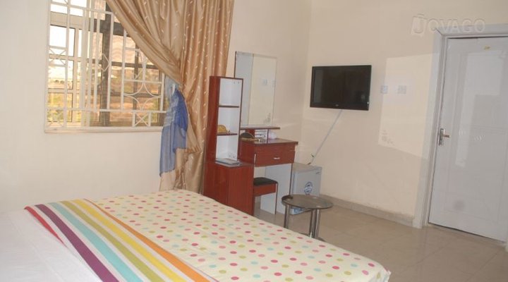 House Of His Glory Suites