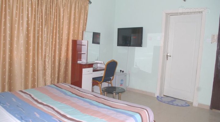 House Of His Glory Suites