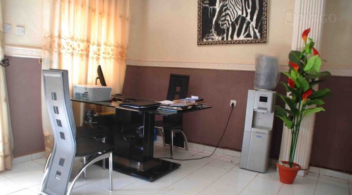 Bella Apartment & Restaurant