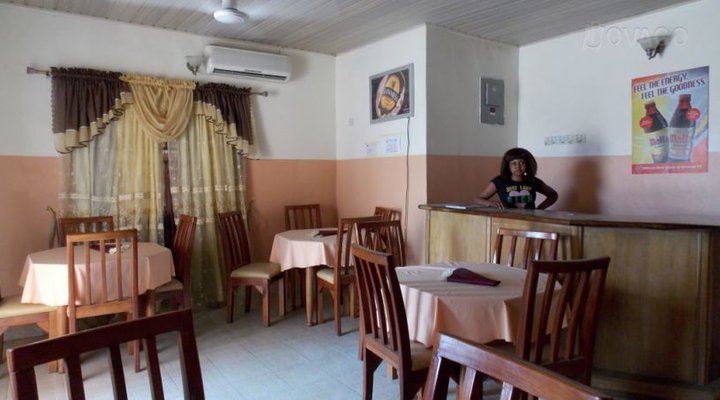 Dosreal Place