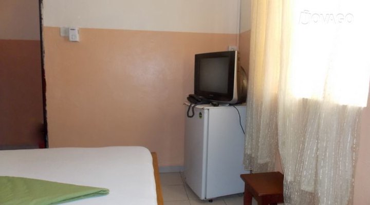 Dosreal Place