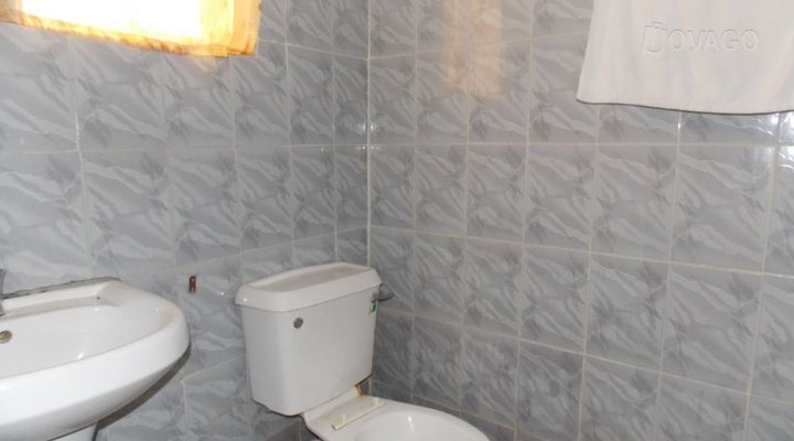 Dosreal Place
